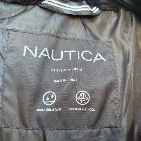 Nautica Girls’ Puffer Jacket – Size Small (teen). - Picture 7 of 14
